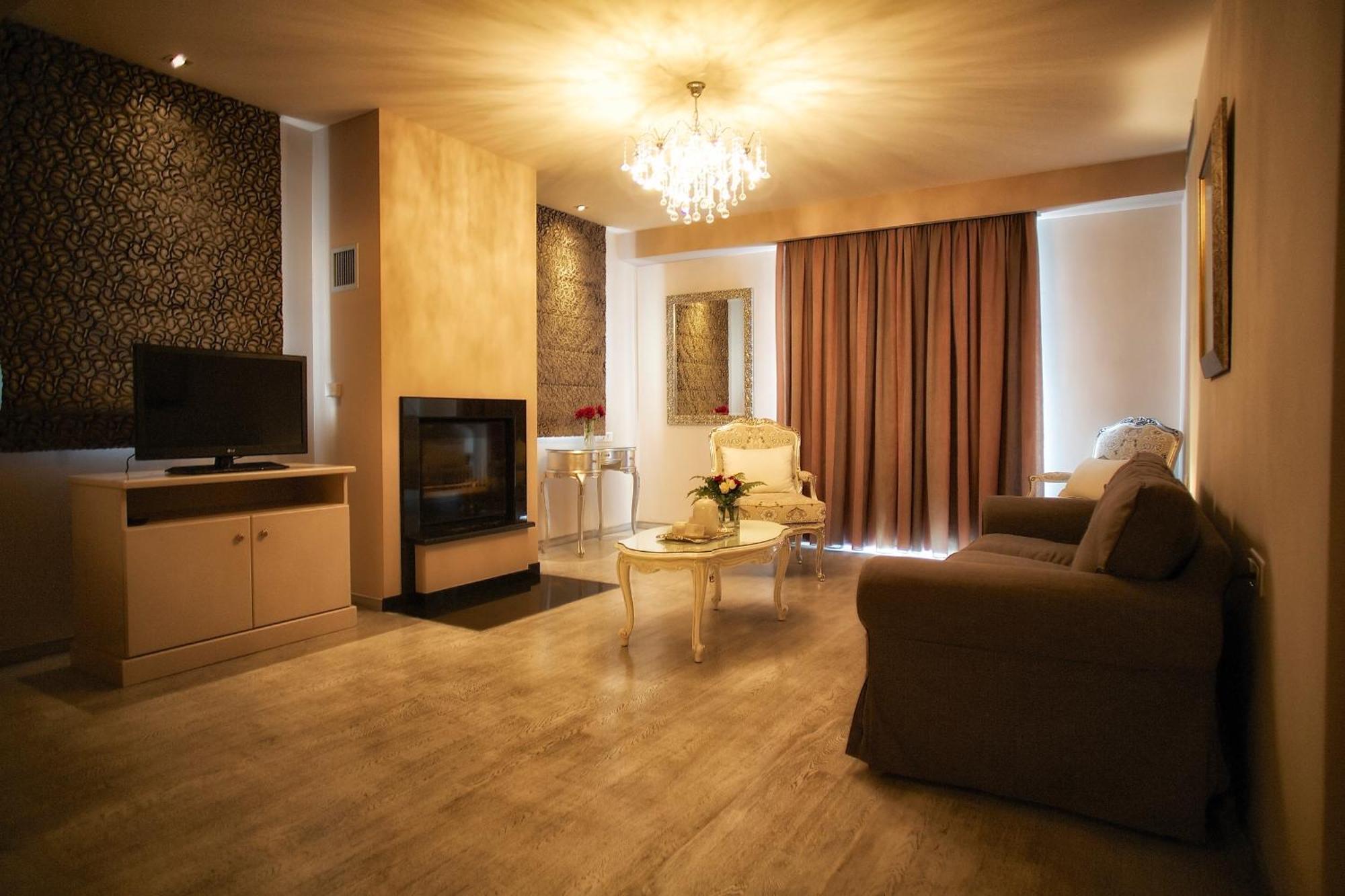 Hondos Classic Hotel & Spa Nestani Екстериор снимка