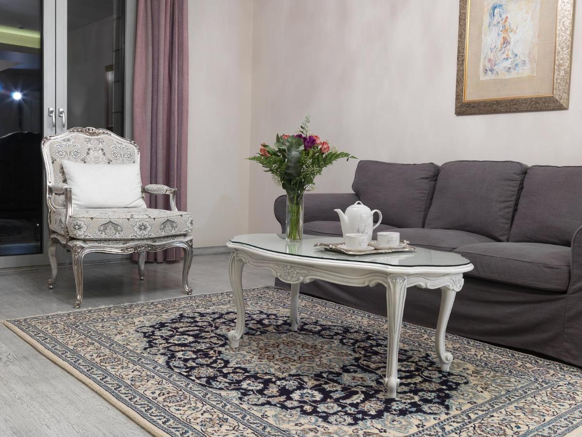 Hondos Classic Hotel & Spa Nestani Екстериор снимка